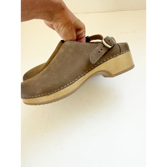 Dansko Shoes - Dansko  BERRY | MUSHROOM BURNISHED NUBUCK MULE Size 37/7